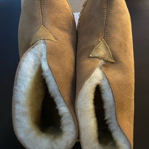 L.L. Bean NEW Women’s Wicked Good Slippers in Brown. Size 8M. Orig. $89